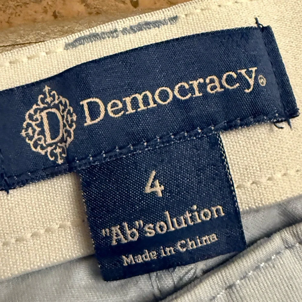 Democracy Light Gray Camouflage Democracy “Ab”solution Gray Skinnies Size 4 - Picture 4 of 5